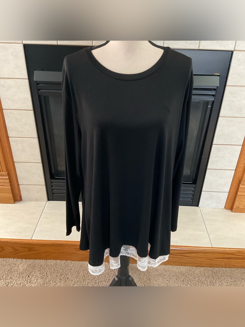 NWT Vislily Black Crewneck Long Sleeve Tunic Tee White Lace Trim, Sz Women’s 18W